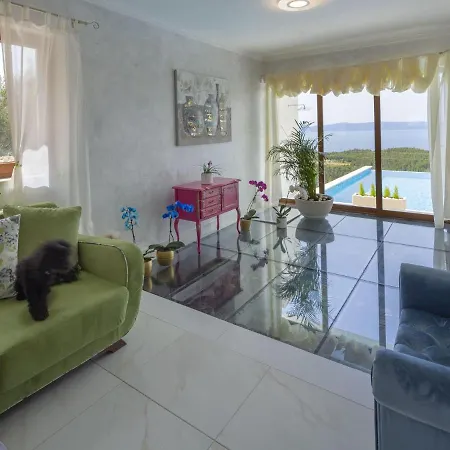 Stunning Views Hill Side With Infinity Pool & Indoor Floor Aquarium * Makarská