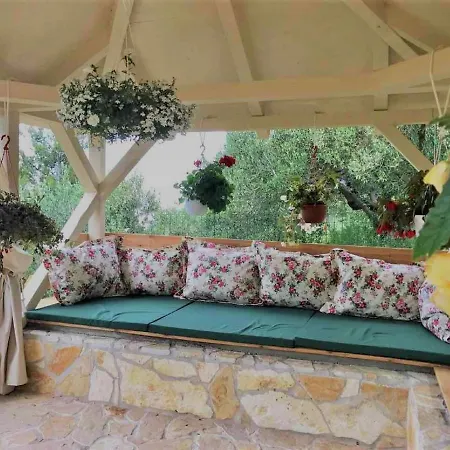 Stunning Views Hill Side With Infinity Pool & Indoor Floor Aquarium Vila Makarská