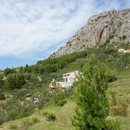 Stunning Views Hill Side With Infinity Pool & Indoor Floor Aquarium Makarska